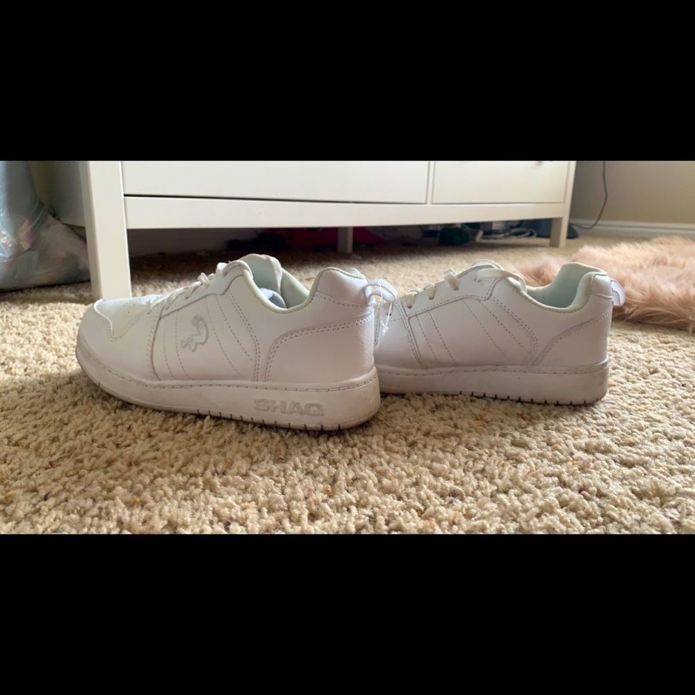 White SHAQ shoes 👟